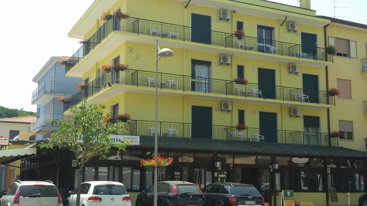Hotel Helvetia Eraclea Mare Eksteriør billede